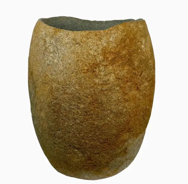 Product image 1 of the product “Round Planter made from Riverstone Size about 20 x 20 x 35cm Height ”